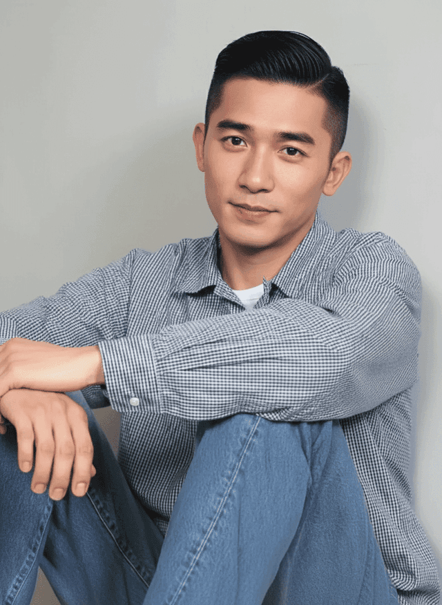 Slicked-back undercut